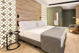 Premium Double or Twin Room room in Catalonia Santa Justa