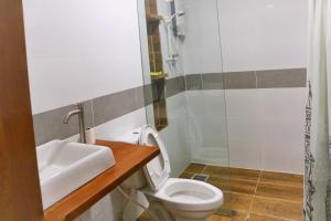 Neakru Guesthouse and Restaurant