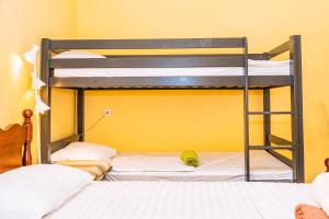 GUESTHOUSE ISABEL LA CATOLICA