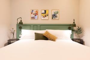 Aspasios Gracia Apartments