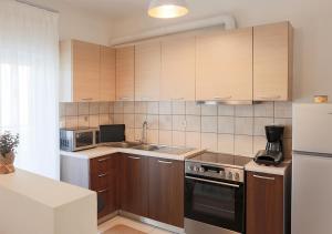 V Luxury Apartment 1