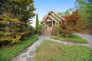 Two Bedroom House room in 2 Bed 2 Bath Vacation home in Whittier VII