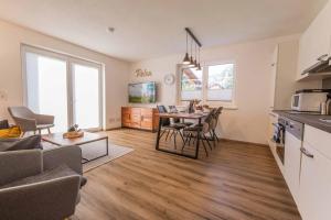 Berg & Bluamen Appartements Stubai