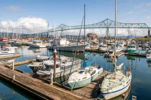 道夫河滨旅馆 - 阿斯托里亚