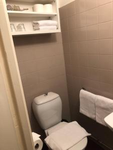 Amsterdam House Hotel