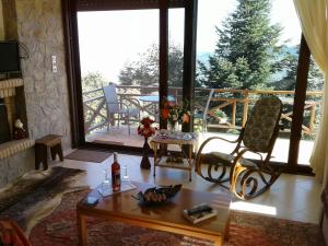 Elatos cozy Studio Orini-Korinthia Greece