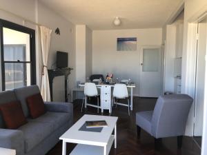 The Somerton Beach Retreat
