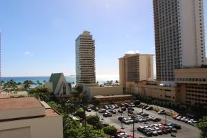 Apartment with Balcony room in PonoAloha