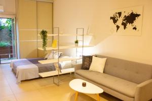 Cozy Studio in Central Glyfada