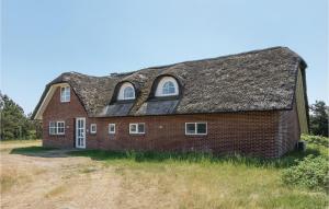 Stunning Home In Blåvand With Wifi