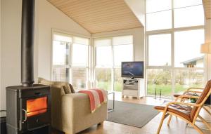 Three-Bedroom Holiday Home In Lemvig