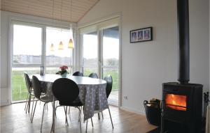 Three-Bedroom Holiday Home In Lemvig
