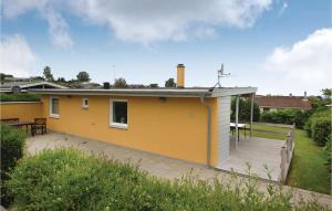 Two-Bedroom Holiday Home In Hejls