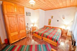 Palyongov Guest House