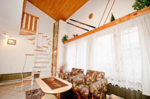 Palyongov Guest House