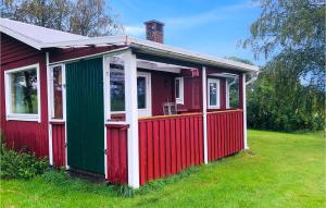 2 Bedroom Amazing Home In Hedekas