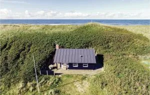 Two-Bedroom Holiday Home In Ulfborg - Fjand Gårde