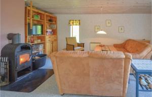 Holiday Home Veslos With Fireplace I