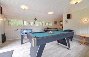 Three-Bedroom Holiday Home In Ans By