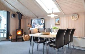 Holiday Home Kirksvej Hvide Sande Xii