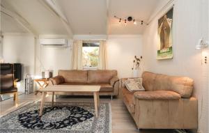 Three-Bedroom Holiday Home In Saltum