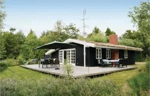 Three-Bedroom Holiday Home In Romo - Bolilmark