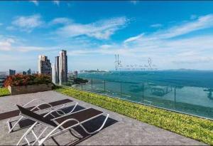 SKY SWIMMING POOL BEACH FRONT WATER PARK RIVIERA