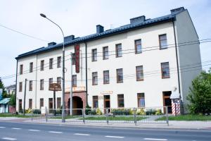 1 stern hotel Hotel Bida z Nędzą Ożarów Mazowiecki Polen