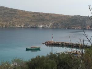 Akti Miaouli Holiday Home Syros Greece