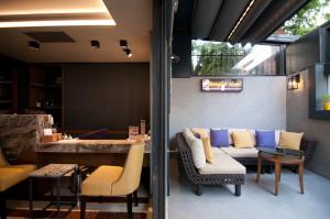 Seraglio Hotel & Suites