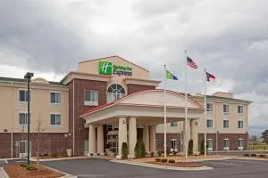 Holiday Inn Express Pembroke by IHG - Rowland