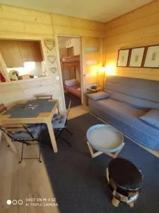 LES CHATAIGNIERS GRIS - 伊索拉2000