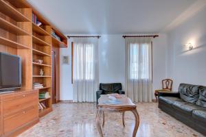 SUNNY Ghetto CANALVIEW