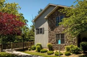 Massanutten's Woodstone Meadows by TripForth - 仙纳度