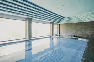 RedDoorz Plus near Pelabuhan Merak - Grogol