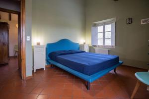 Casale rinnovato immerso nella campagna con splendida piscina privata