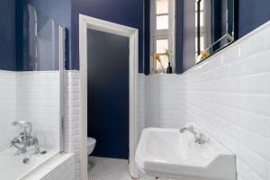 Cape Town Historical Victoria Court apartment
