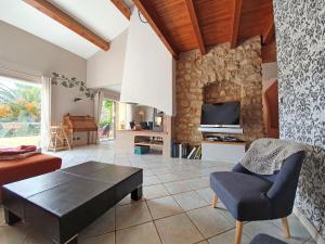 Villas Spacious Villa in Languedoc Roussillon with private Swimming Pool : photos des chambres