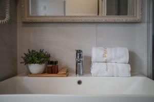 Apartments & Rooms Perla