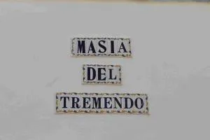 Casa Rural COMPLEX MASIA DEL TREMENDO y Agroturismo - 卡马尔莱斯