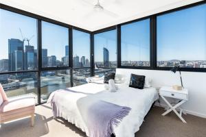 Best of the best Southbank NY Fireworks River View