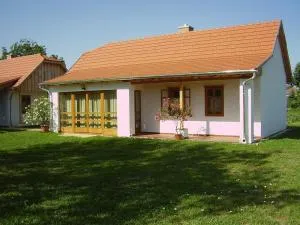 Martonvendeghaz 2 - Erdeimajor