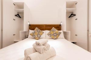 Central 1 Bedroom Villa 5 Min walk to Seminyak Beach