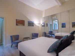 BEAUTIFUL FLAT IN OLTRARNO