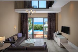 Maisonette with Private Pool