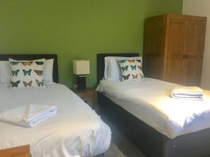 Hopton Cottage - Darwin Lake Holiday Village