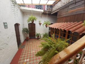 Hostal Lluvia de Oro