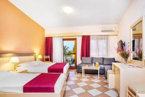 Comfort Family Room room in Palladium Hotel