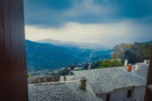 ARCHONTIKO XANTHI Pelion Greece