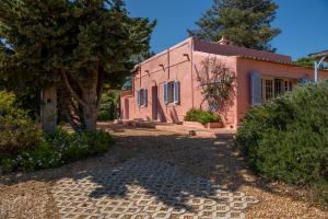 Charming Seaside Cottage Casa Rosa - Somewhere Special